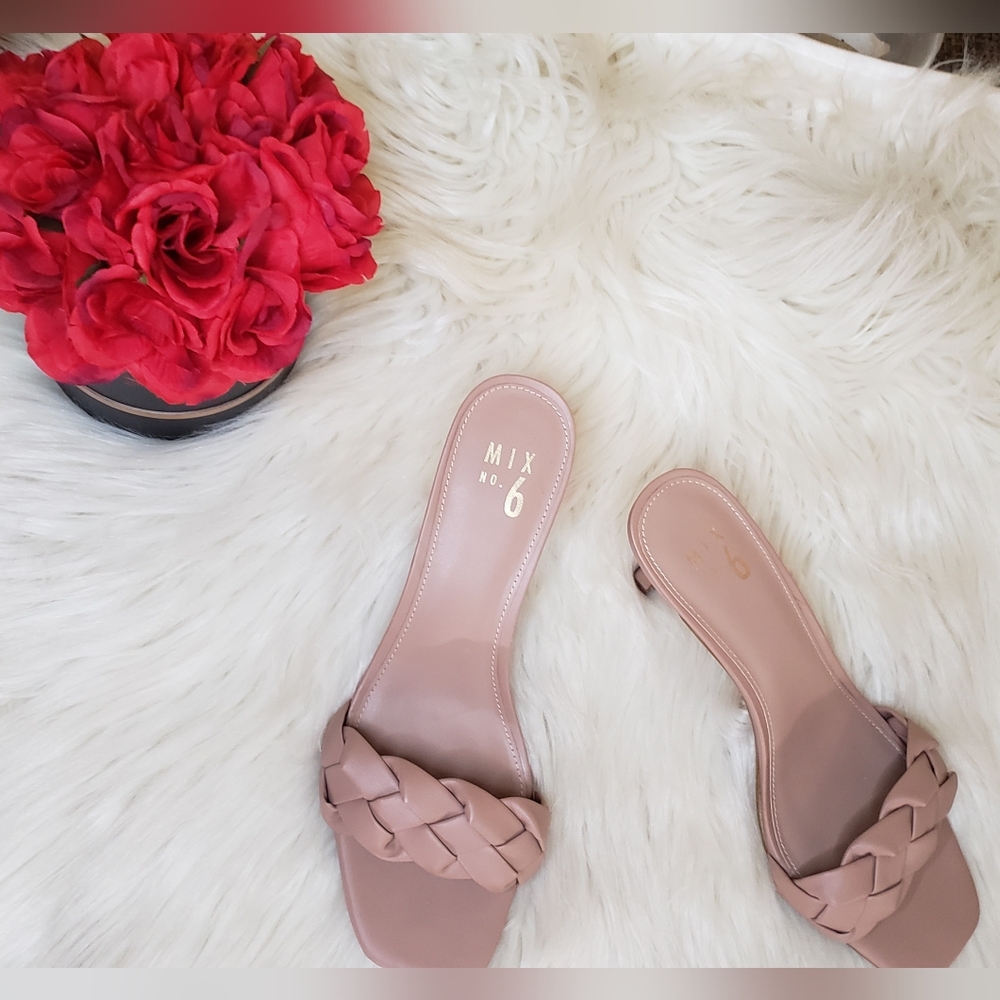 WOMENS NWT 11 TAUPE BRAIDED STRAPPY SQUARE OPEN TOE KITTEN HEELS ELANDRA SANDAL - Picture 3 of 12